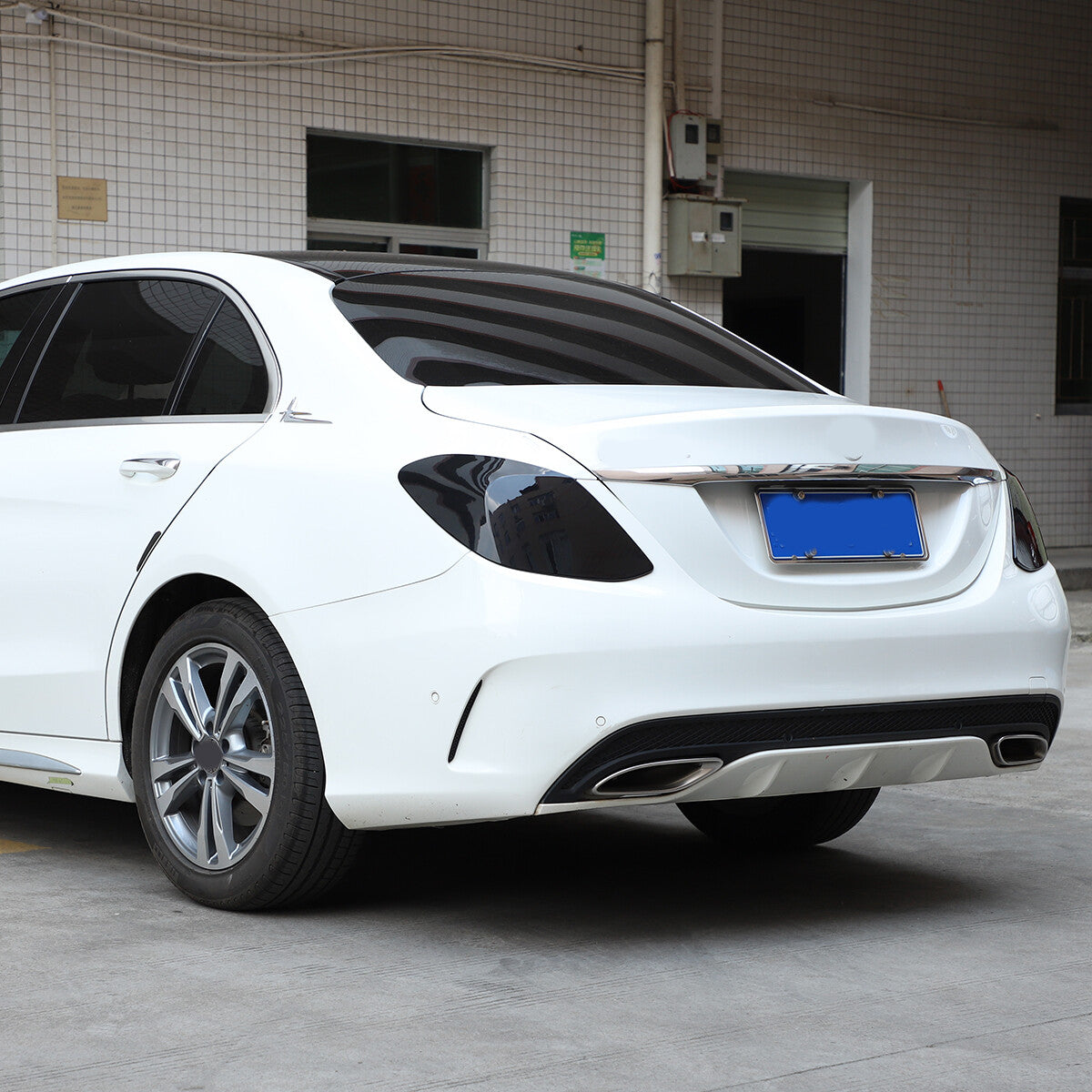 Carbon fiber is used for door handle trim on for Mercedes-Benz W205, W213, X253, CE, and GLC models in the USA.