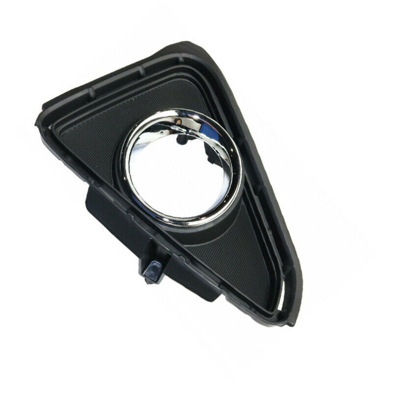 A pair of front fog light grilles and fog light frames are suitable for the 2016 for Toyota RAV4.