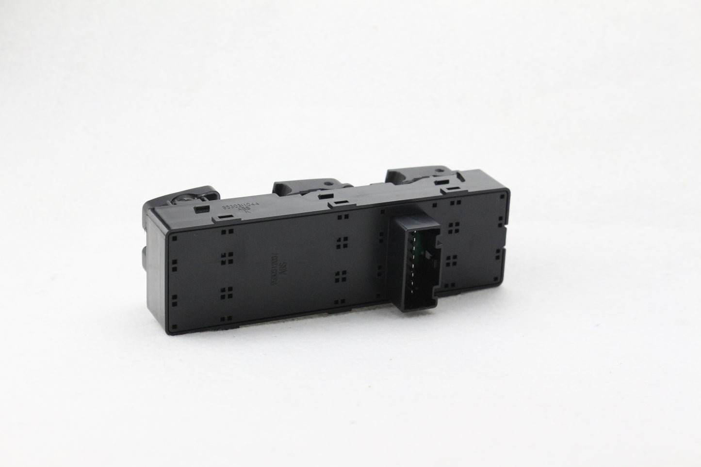 1Pc Front Driver Side Power Window Switch 93570-3S000RY for Hyundai Sonata 11-14
