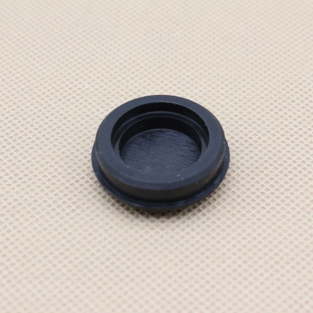 1-pack of new windshield wiper arm nut caps for Hyundai and for Kia 98390-3F000