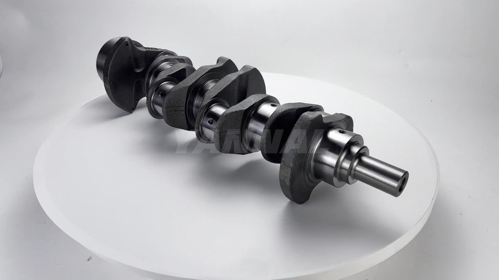 The all-new 4JK1 crankshaft is suitable for Isuzu excavator engines.