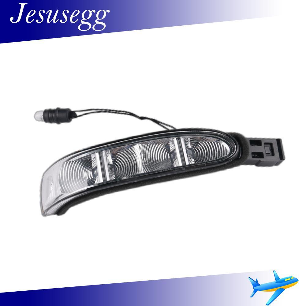 Fits for Mercedes-Benz GL550 ML550 2008-09 Right Door Mirror Turn Signal Light