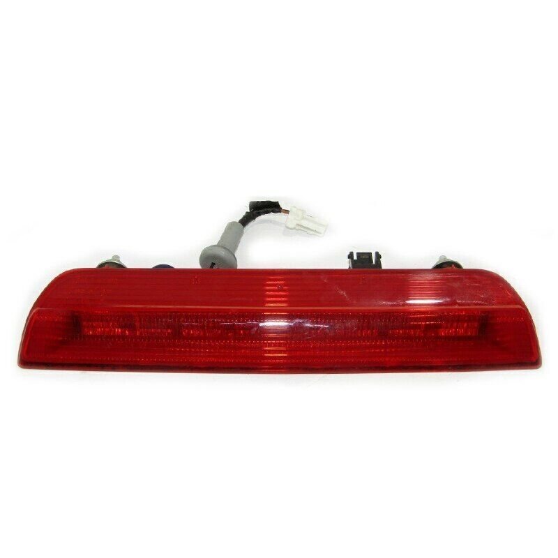The third rear brake light is a high-mounted brake light/stop light applicable to for Nissan Rogue 2014-2016.