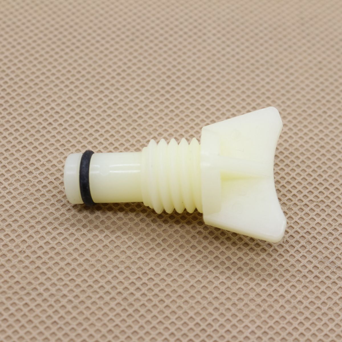 2Pcs Radiator-Petcock Drain Plug 2332254010, 23322-54010 for Toyota , for LEXUS