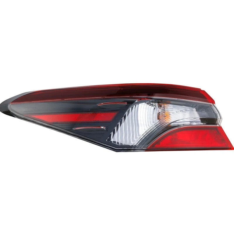 The right exterior taillight assembly is suitable for 2021-2023 for Toyota for Camry 8155006A20.