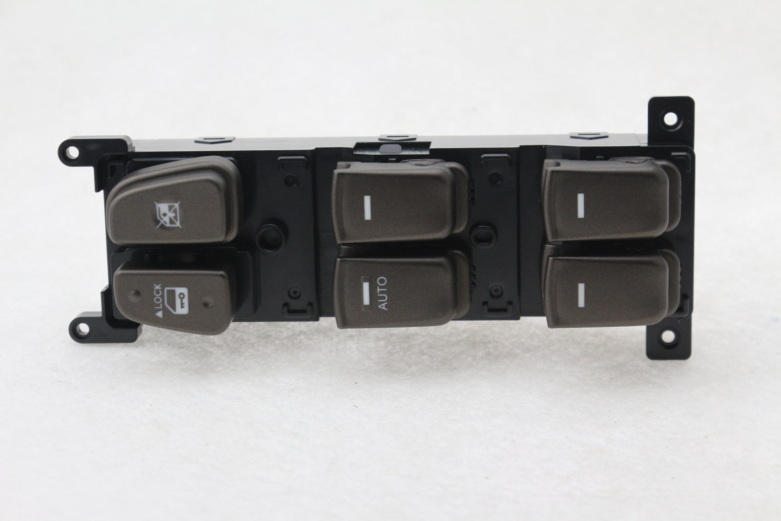 Car Electric Power Window Switch 93570-3K600 for Hyundai Sonata 2008-2010