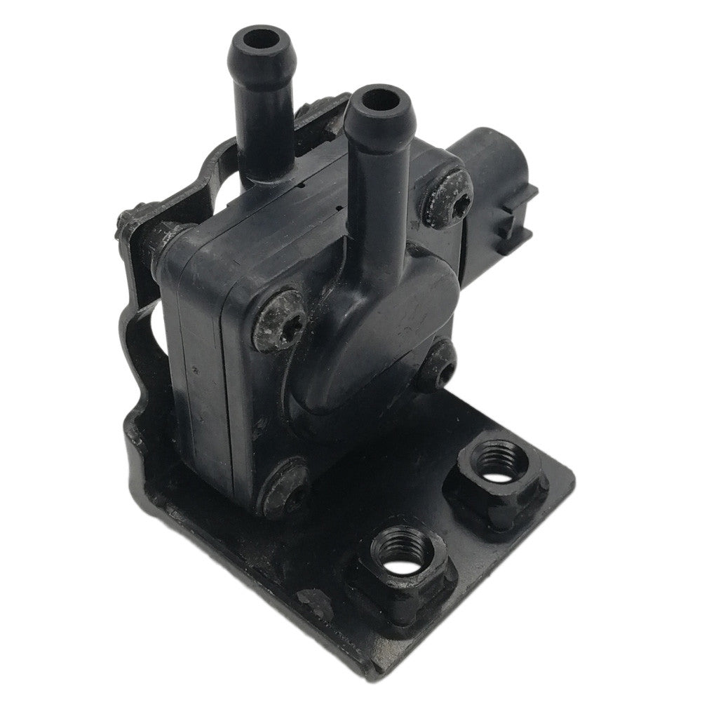 Differential Pressure Sensor for Chevrolet Silverado 2500 Savana for Sierra 12598445