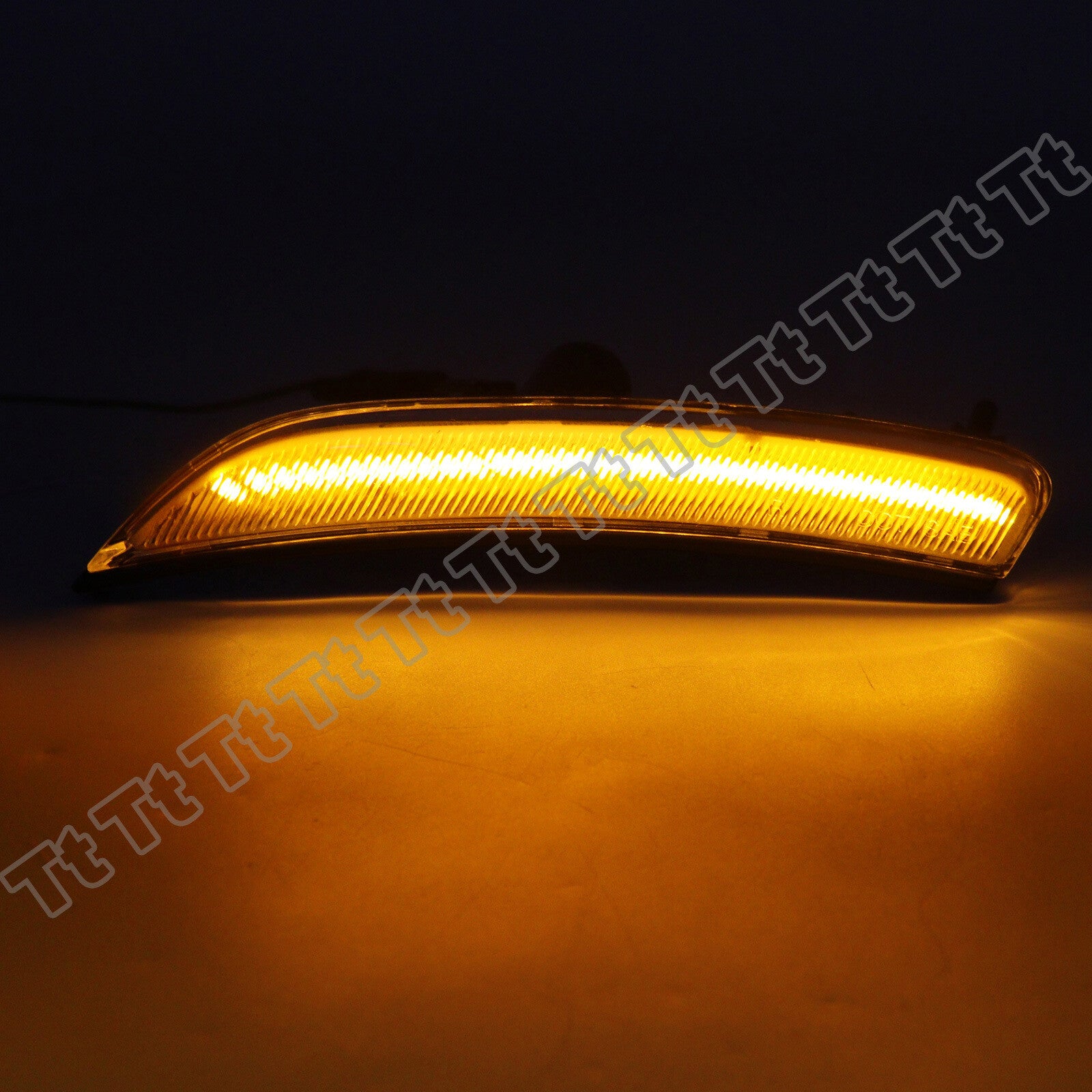 Suitable for 15-17 for Chrysler 200 transparent front and rear LED side marker lights and turn signals.