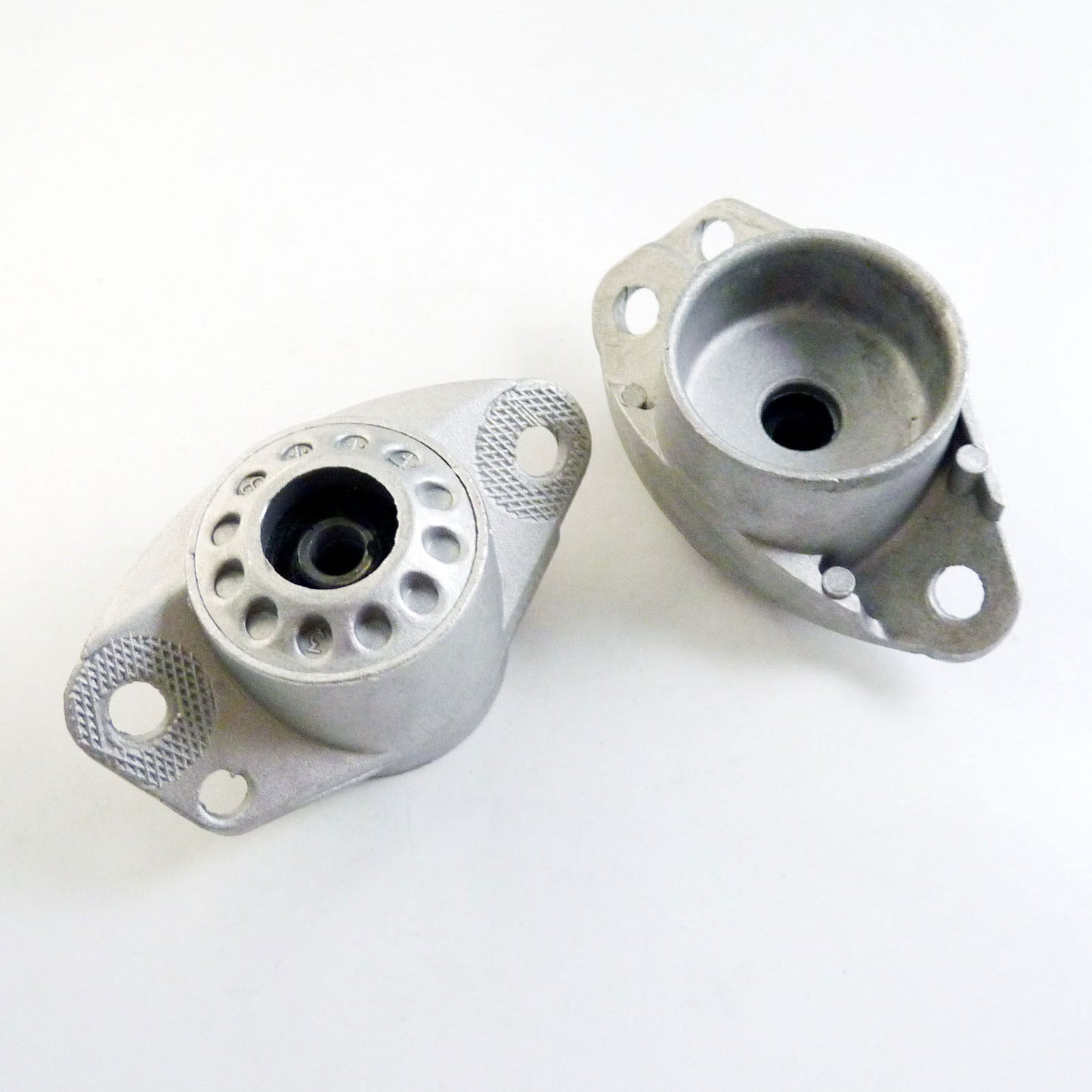 2Pcs Upper Rear Shock Mount for Volkswagen Beetle for Golf for Jetta for Audi TT 1J0513353G