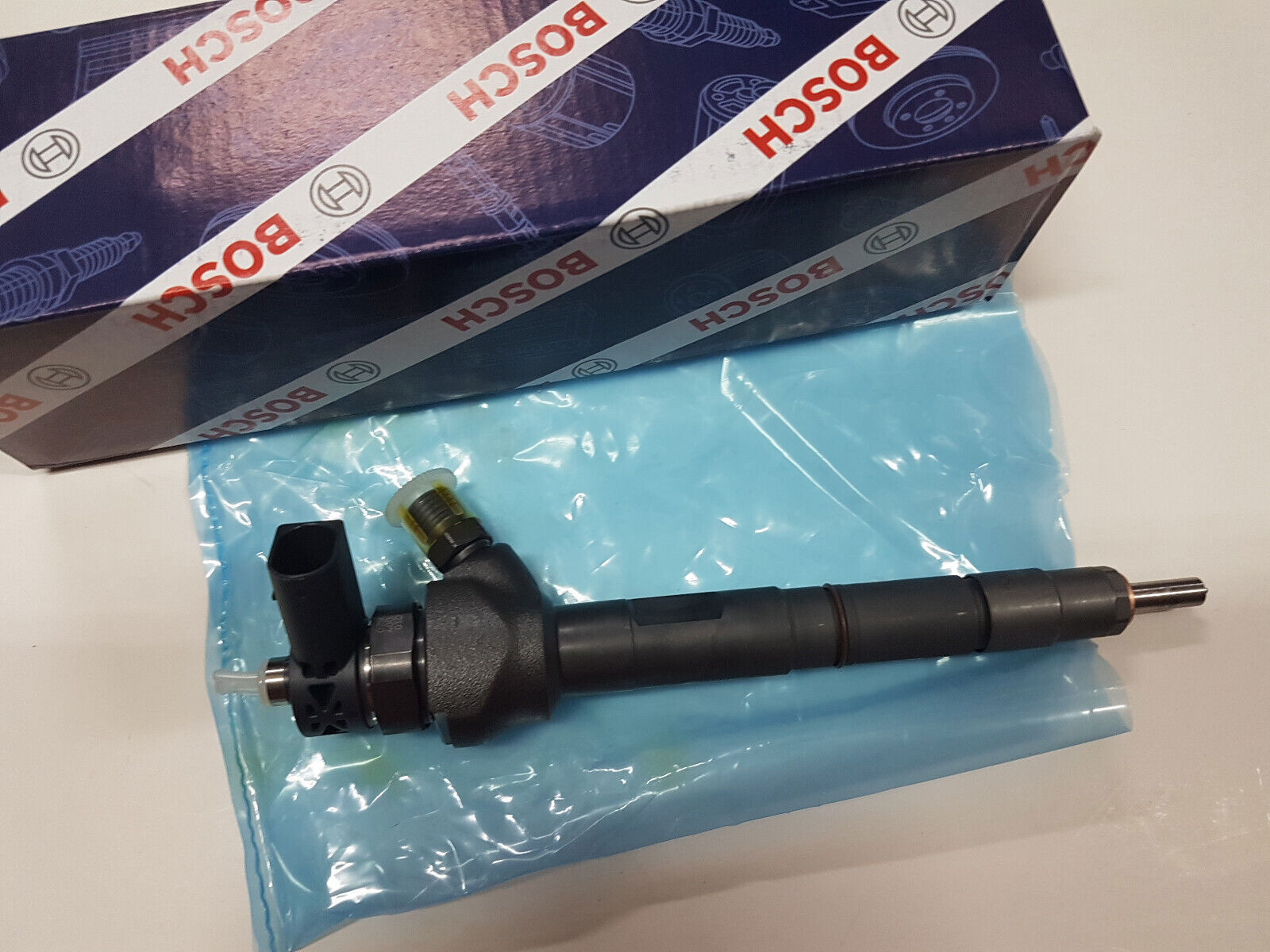 for VW for Audi 2.0 TDI Fuel Injector 0445110646 03L130277J 0445110647