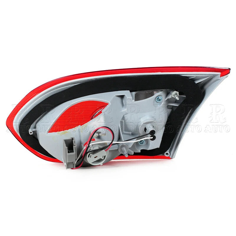 Applicable to for Ford Focus 2015-2018: Right inner taillight, rear turn signal taillight.