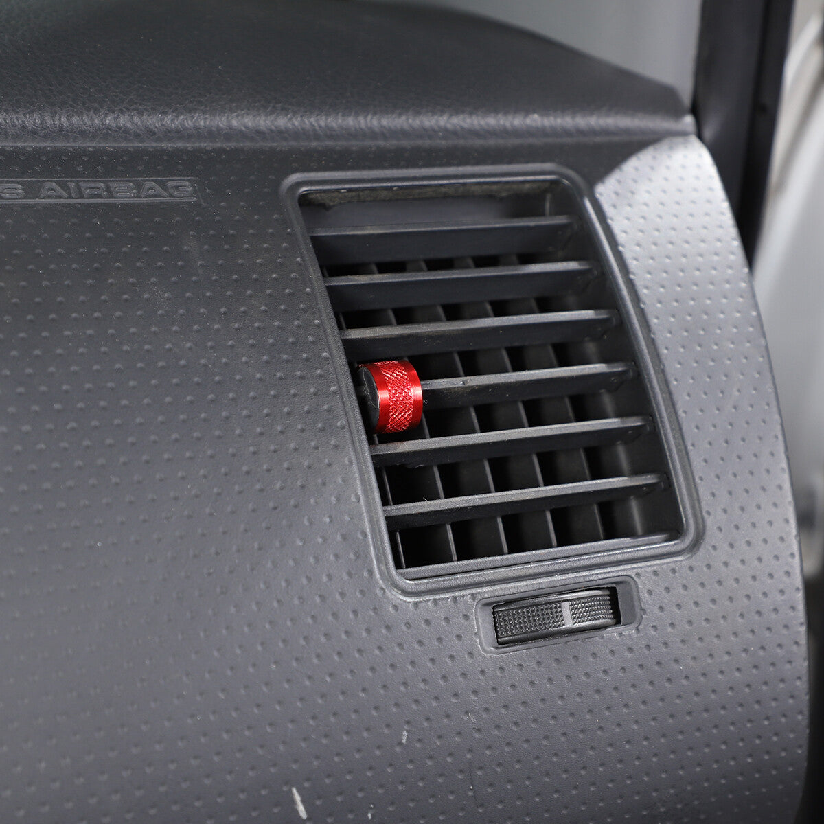 Black center console storage tray suitable for LR Discovery Sport 15-19
