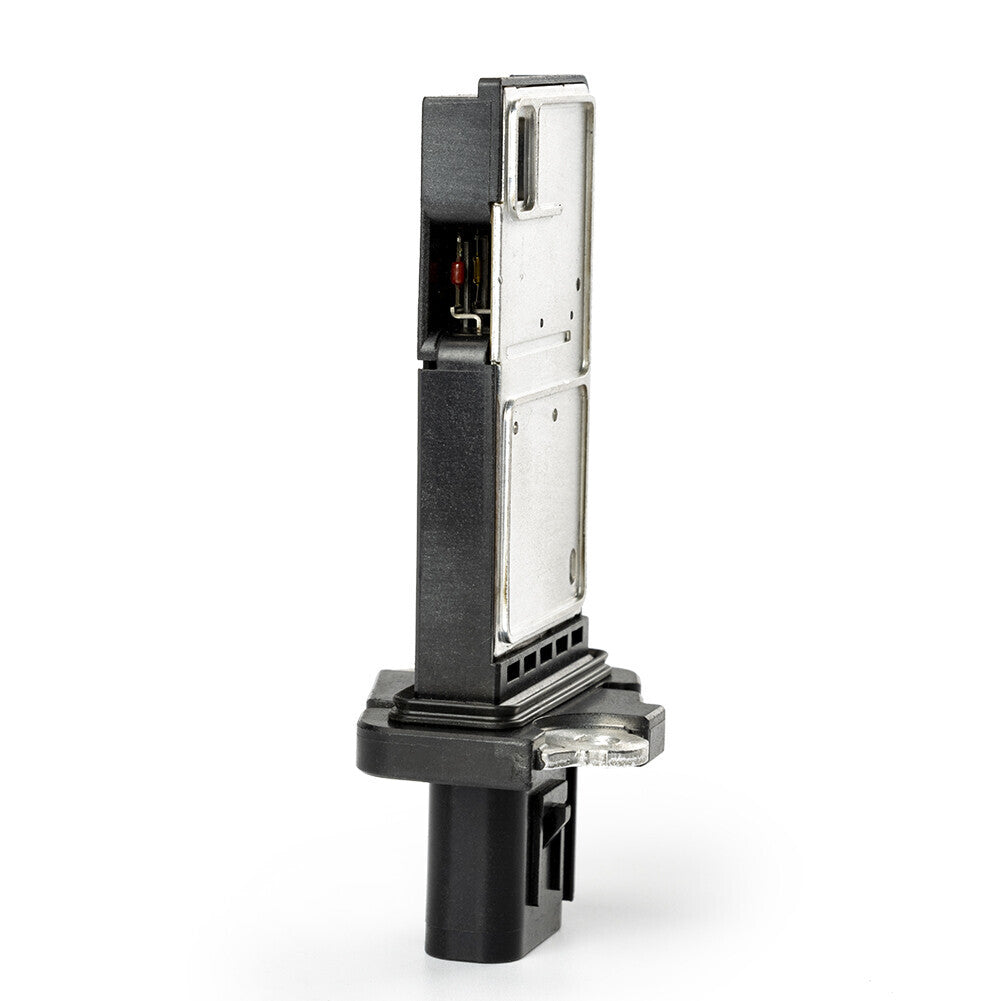 Lambda O2 oxygen sensor 18213-61J00 is suitable for Suzuki APV 1.3L, 1.5L, and 1.6L engines. (2000-2014)