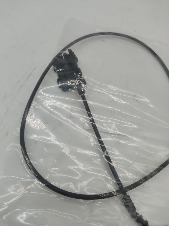 LR013888 Hood Bonnet Release Cable for Land Rover for Range Rover 2010-2013