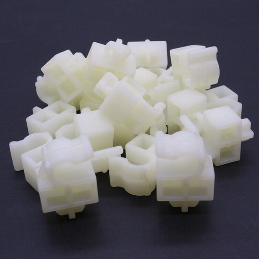 10-pack of decorative panel retaining clips and nylon screws suitable for Reno 7703077153, 7703077356