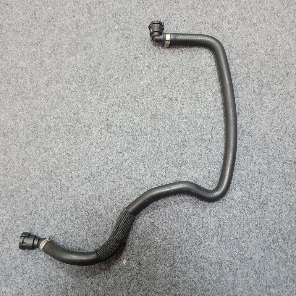 Radiator coolant bypass hose for BMW 740i G12 16-19