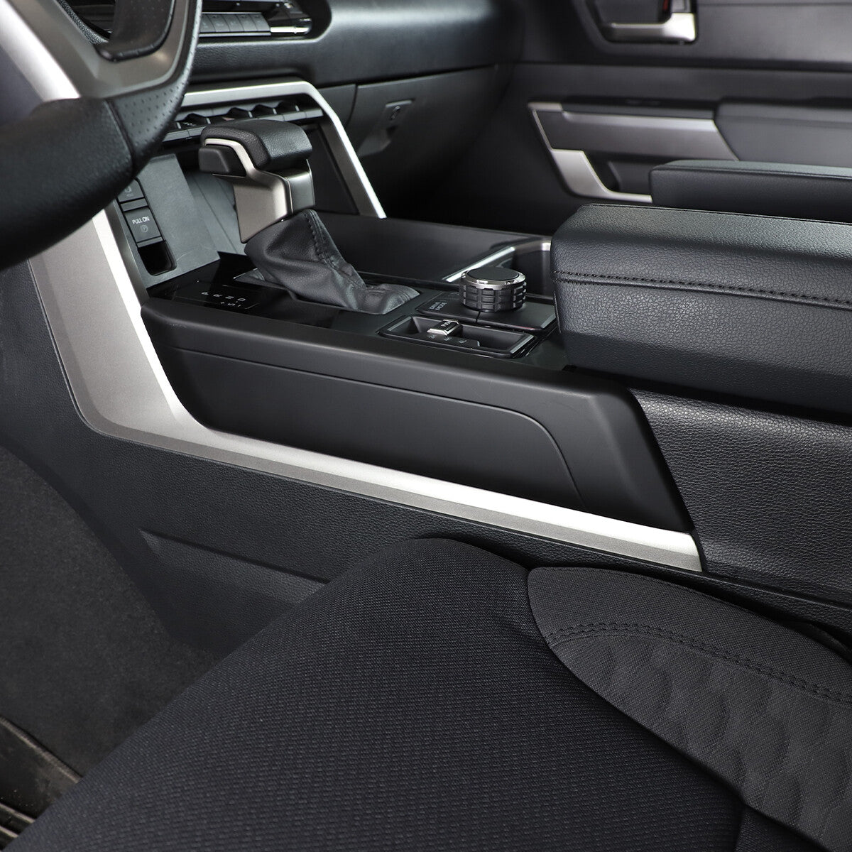 Carbon fiber ABS internal armrest box protective cover suitable for Mitsubishi Eclipse 2006-11
