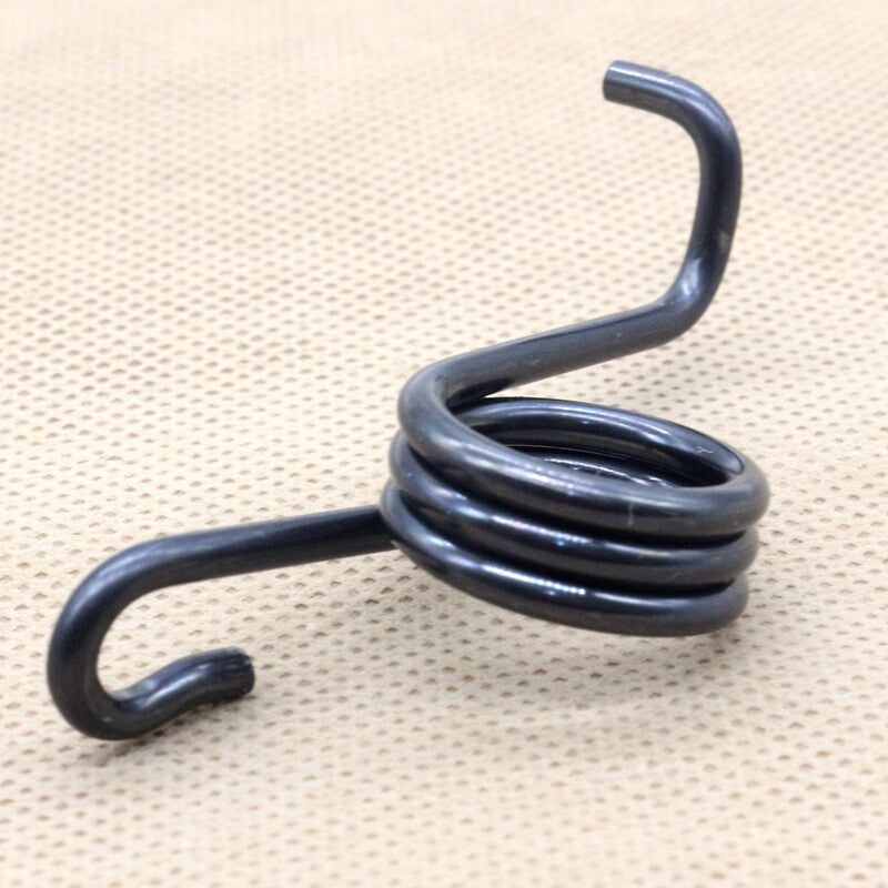 Accelerator pedal tension return spring MB011387 suitable for Mitsubsihi Montero Pajero