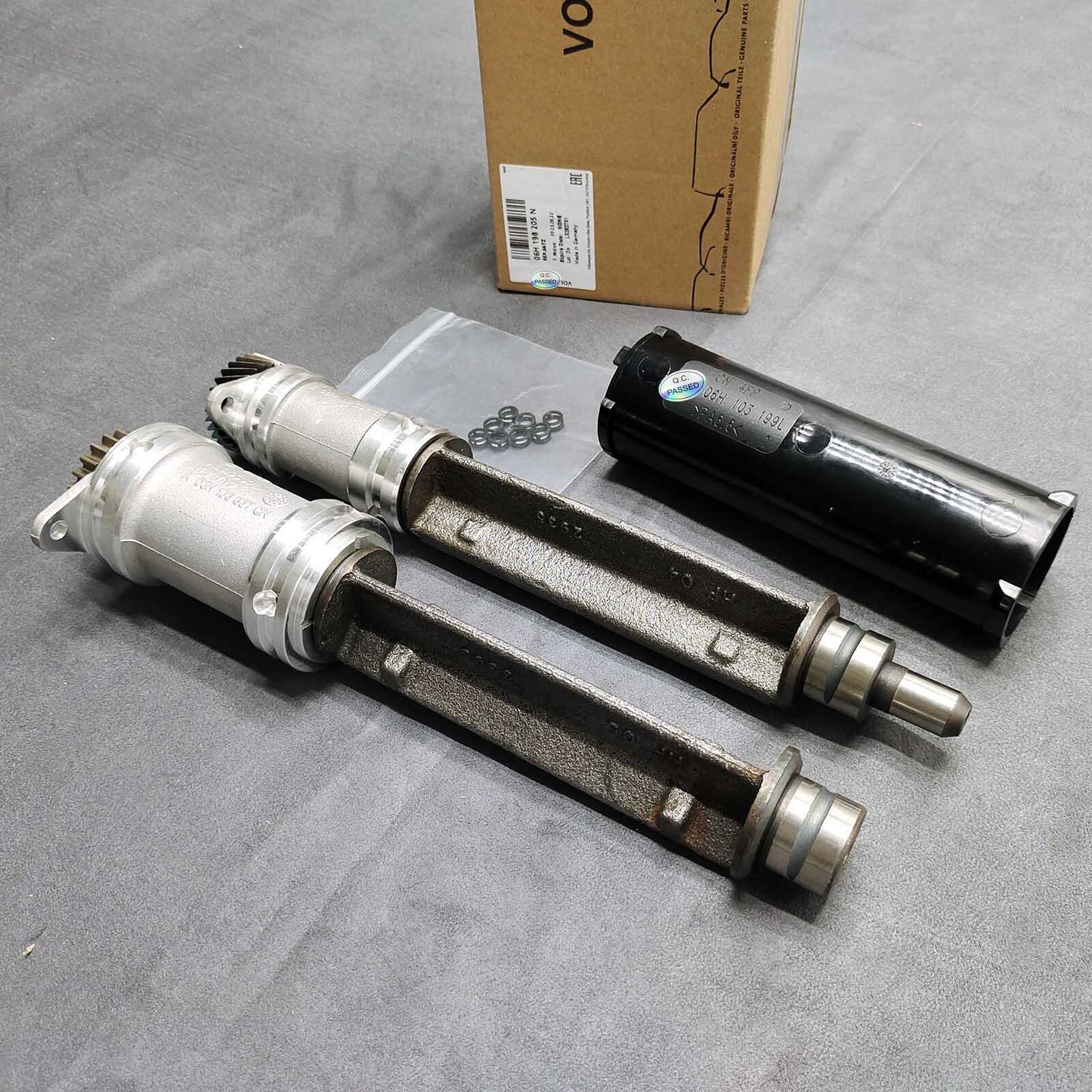 Balance shaft repair kit and oil filter suitable for Audi for A4 GTI 1.8T 2.0T (model 06H103273BH).