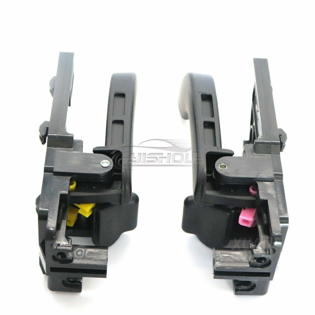 The interior door handles on the left side are a pair suitable for the for Hyundai Tiburon 03-08