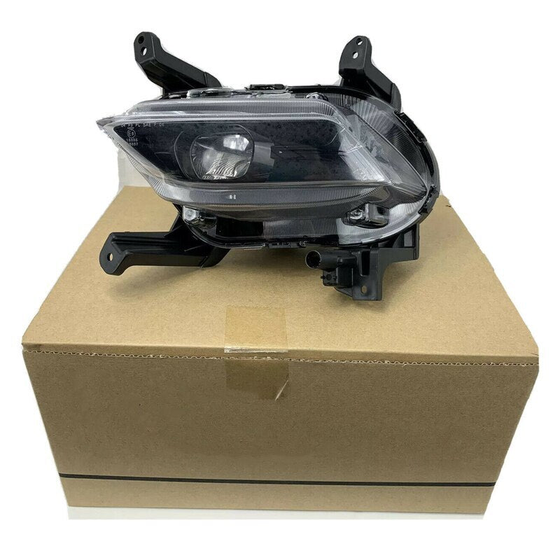 Left front LED daytime running light and fog light applicable to 2019-2020 for Hyundai Santa Fe.