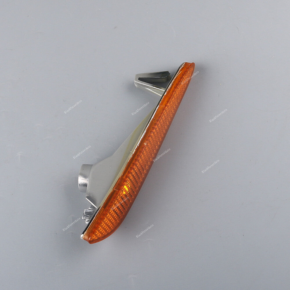 Turn Signal Light Marker Park Right 2118200221 for Mercedes-Benz E Class 03-06