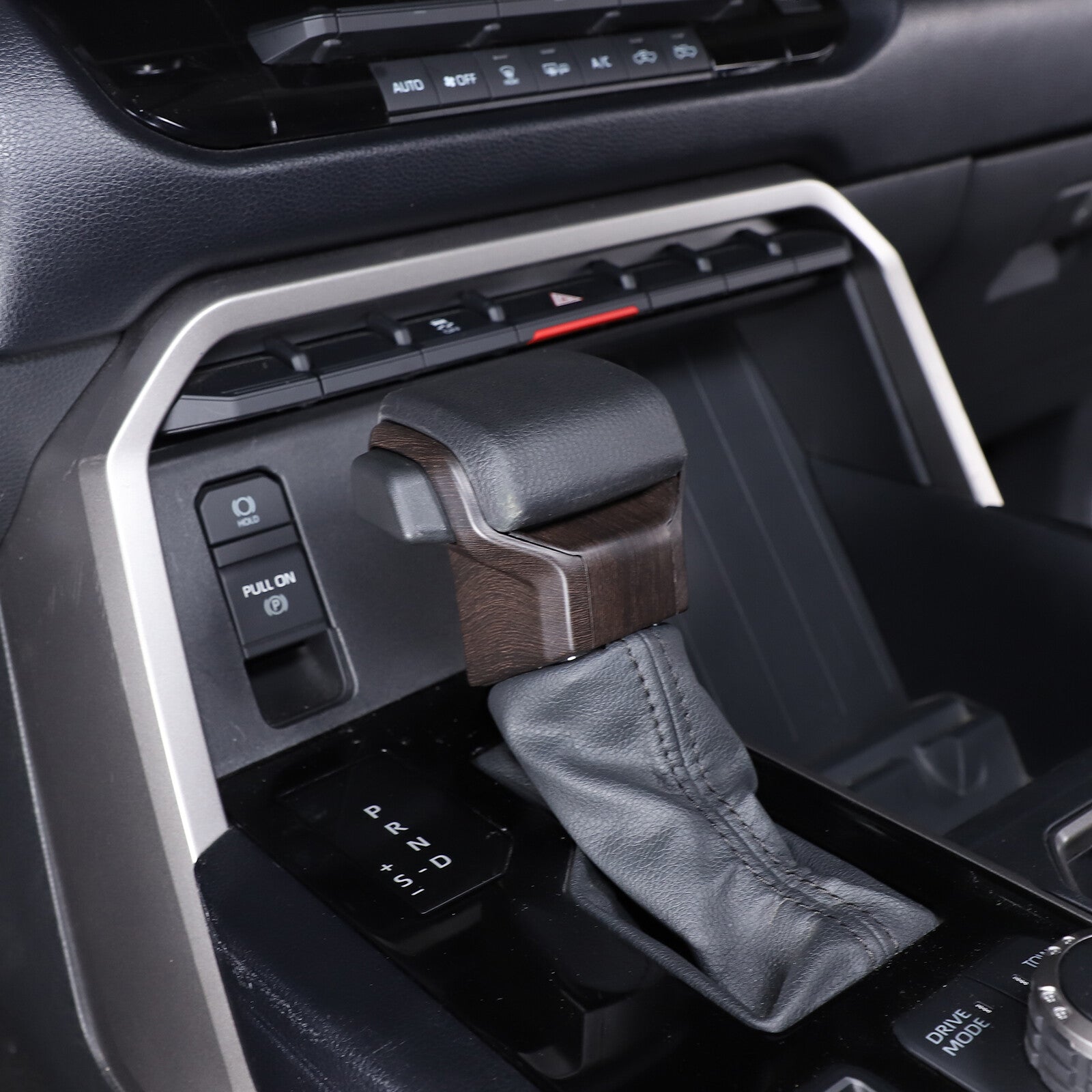 Carbon fiber ABS interior armrest box panel cover trim for BMW 3 Series G20 (2019-22)