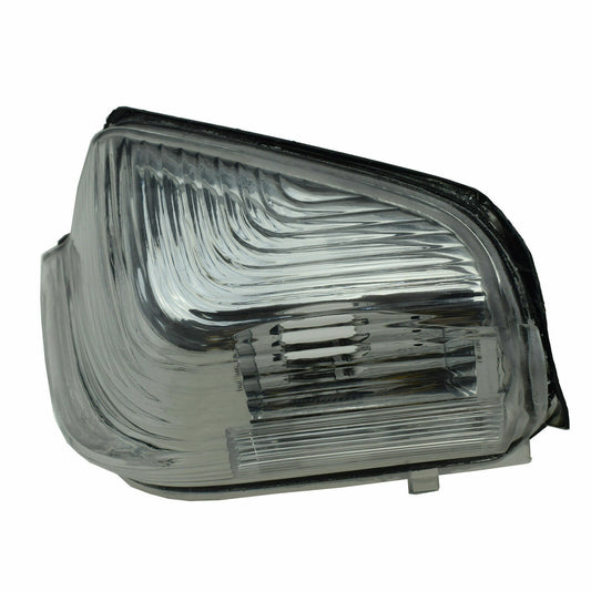 The left driver's side mirror turn signal corner light is applicable to for Mercedes Sprinter 2500 and 3500.