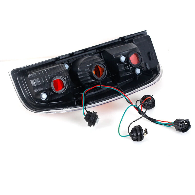 Left rear taillight/brake light taillight applicable to for Mazda BT50 2007-2011