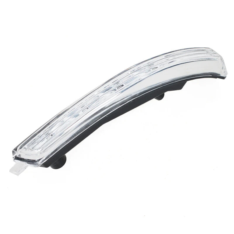 Right LED turn signal light on rearview mirror, model 95130428, applicable to for Chevrolet Aveo, 2012-15.