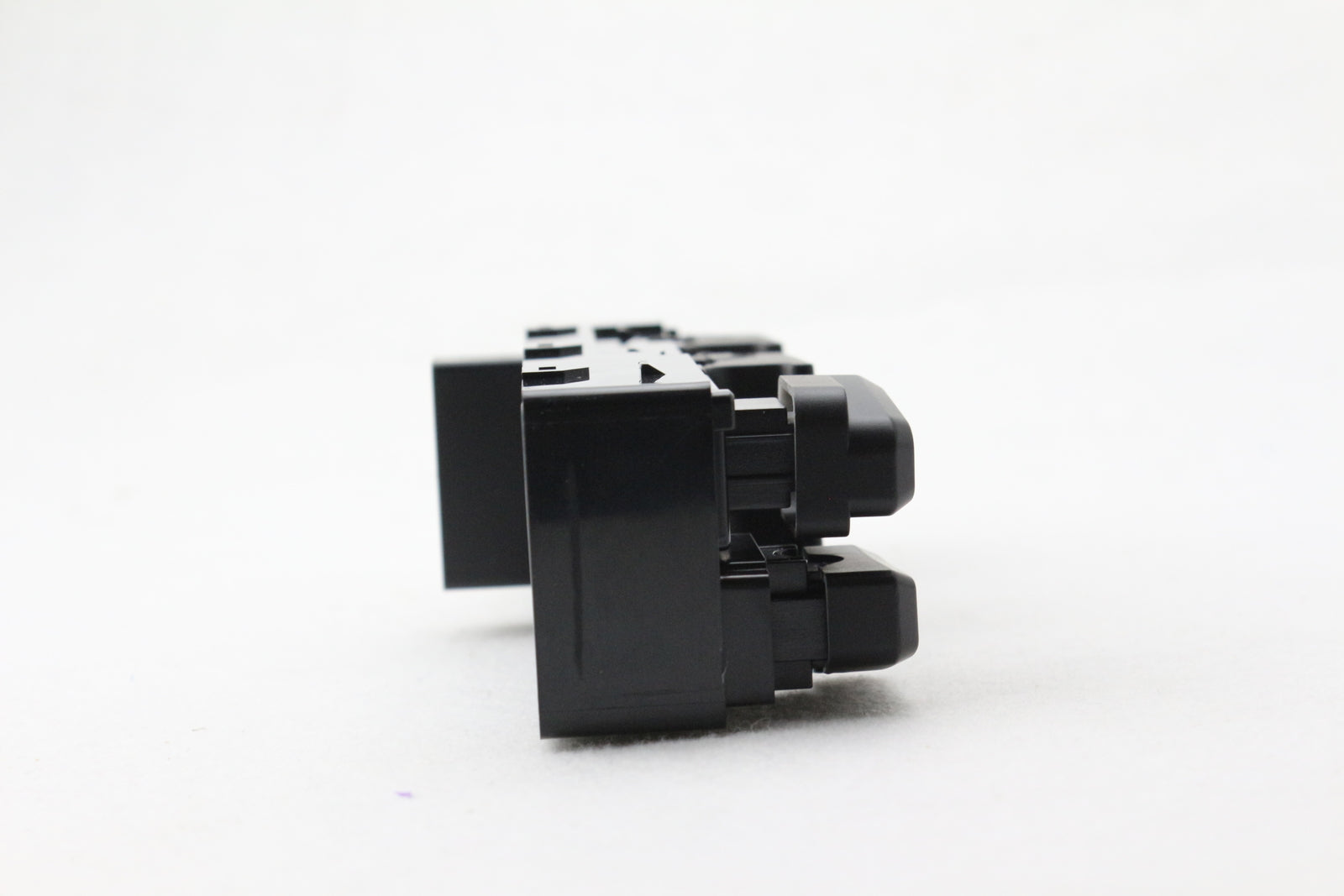 Car Power Window Control Switch 93570-3S000RY Suitable for Hyundai Sonata 11-15