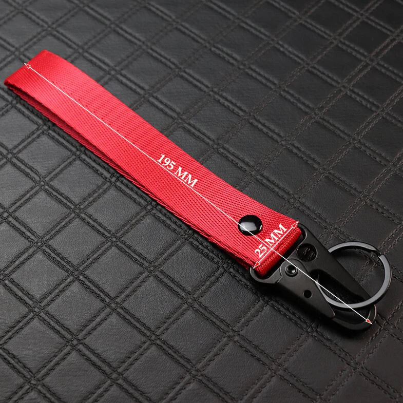 Car keychain metal key ring badge lanyard red Mugan suitable for Nissan