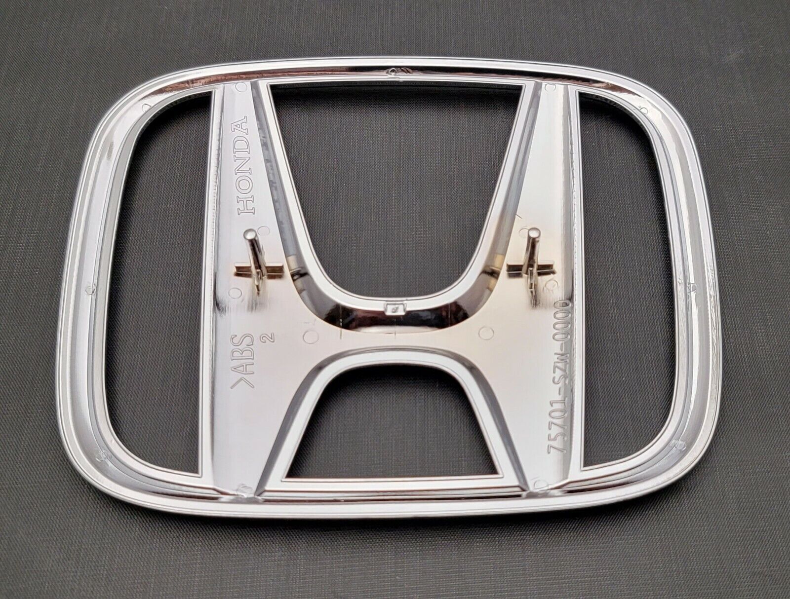 for Honda CRV 2012-2021 Accord 18-21 Pilot 16-18 Crosstour 13-15 Front Emblem Logo