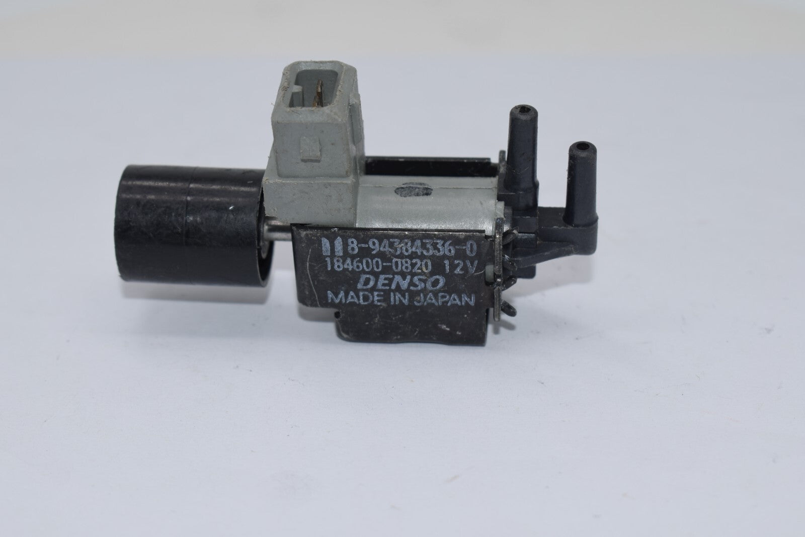 Original tank emptying solenoid valve 8-94384336-0 184600-0820 suitable for Isuzu tanks.