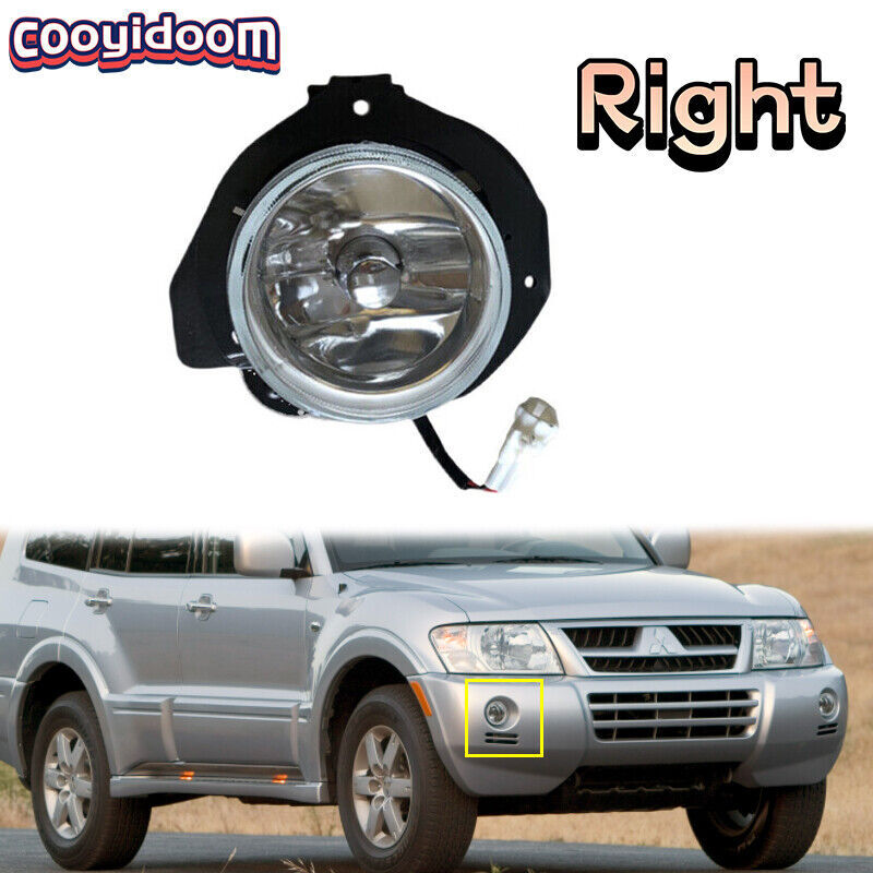 Right front bumper fog light with bulb for Mitsubishi Montero 2003 - 2006