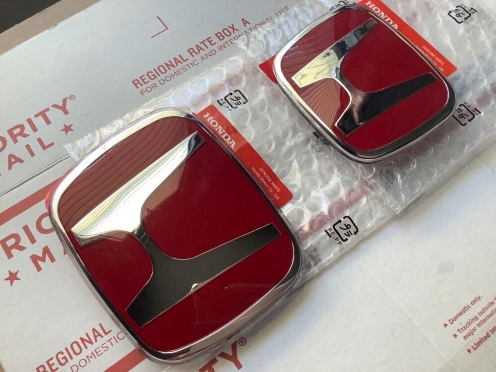 A set of 2 red H badges (front and back) for 2006-15 for CIVIC SEDAN EX LX SI