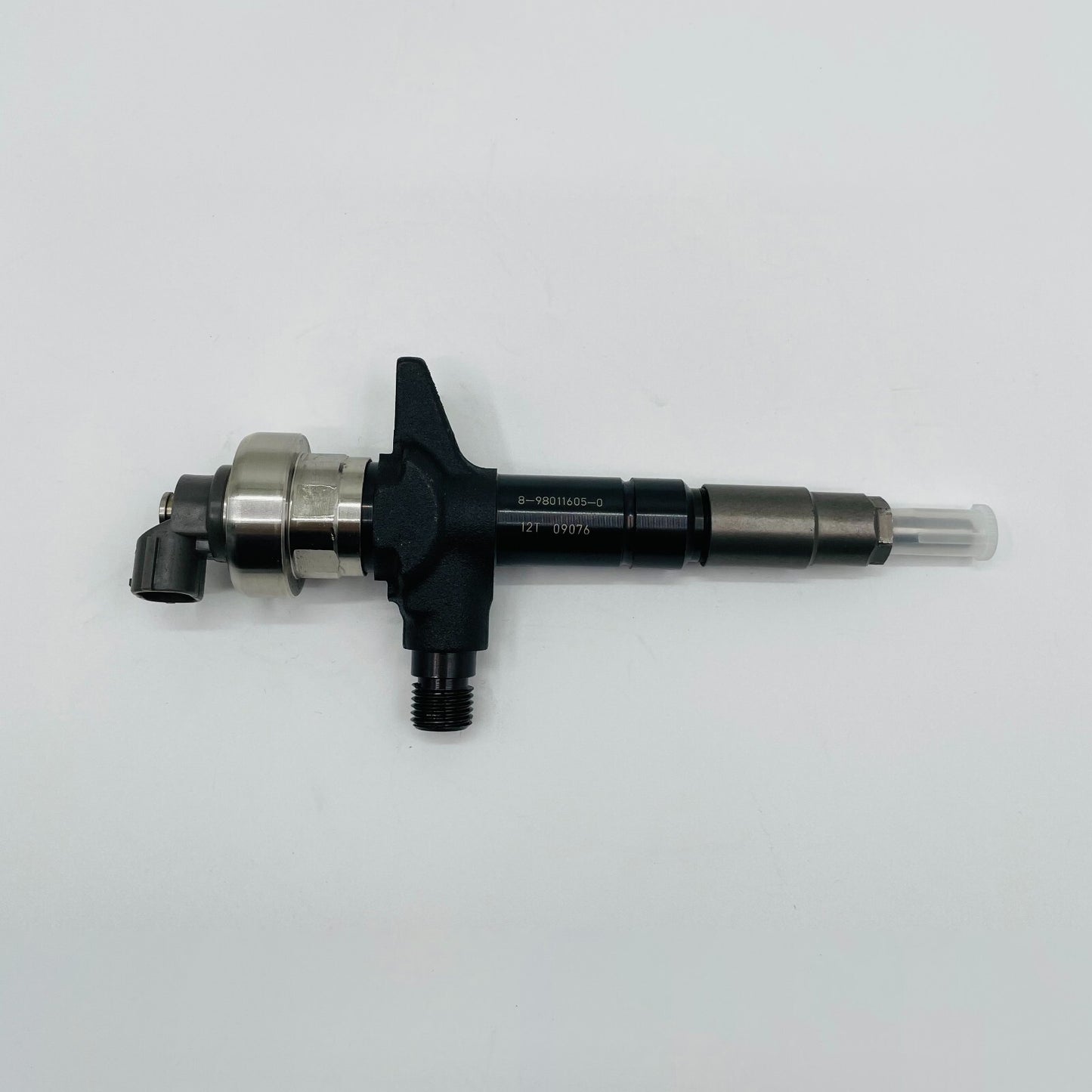 095000-6990 Fuel Injector assy 8-98011605-0 for Isuzu D MAX 2.5D 4JK1-TC Engine