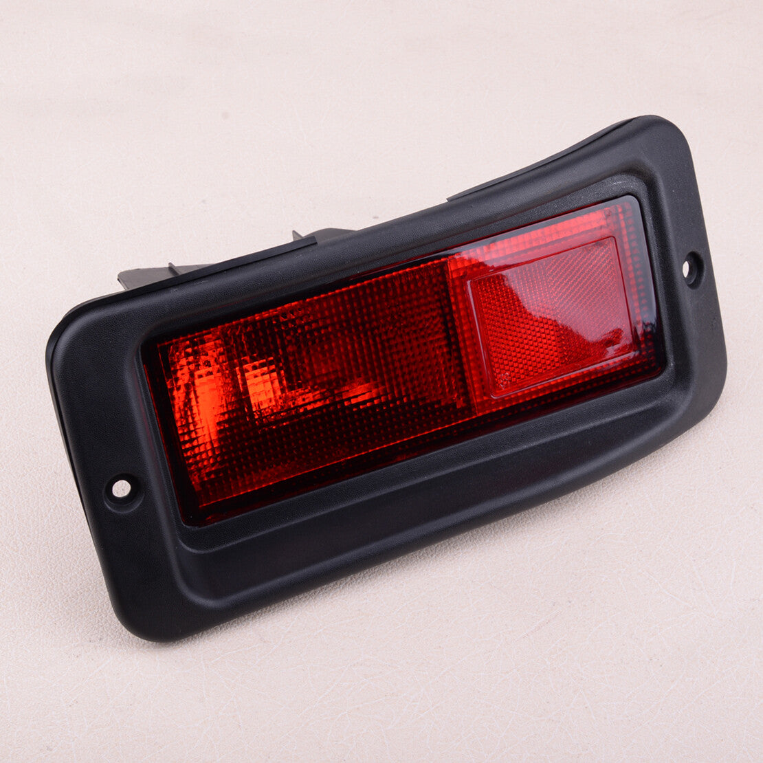 Car Left Rear Bumper Light Fit for Mitsubishi Pajero Montero Sport 1999-2008