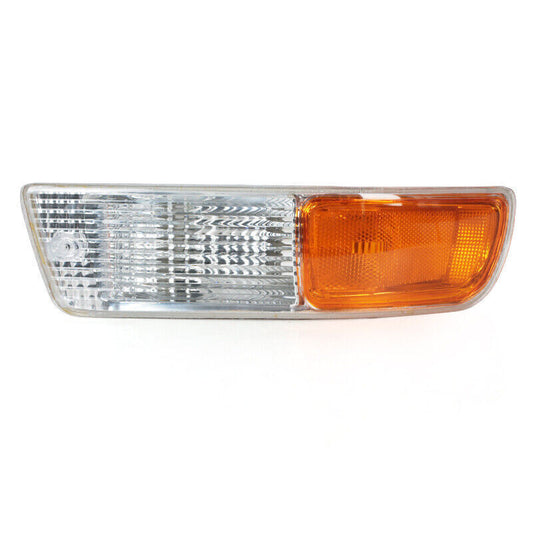 LH+RH front bumper fog lights without bulbs are suitable for Toyota RAV4 1998-1999.