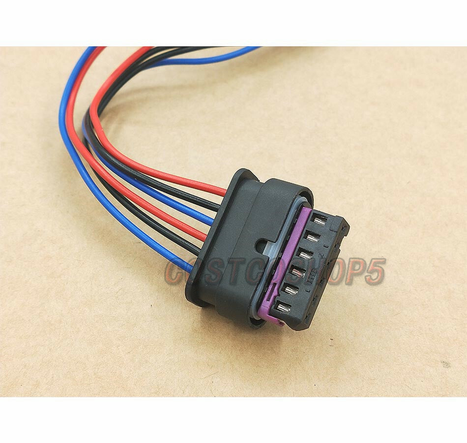 NEW Harness Tail Light Wire Plug for Mini Cooper TailLight Bulb Socket Harness