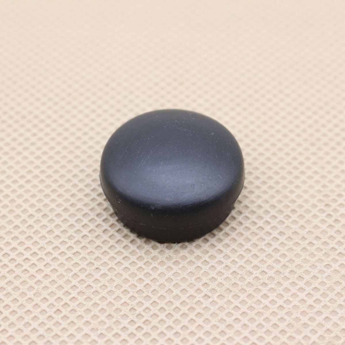 1 piece windshield wiper arm nut cap for Audi A3 A4 A5 A6 Q3 Q5 Q7 TT R8