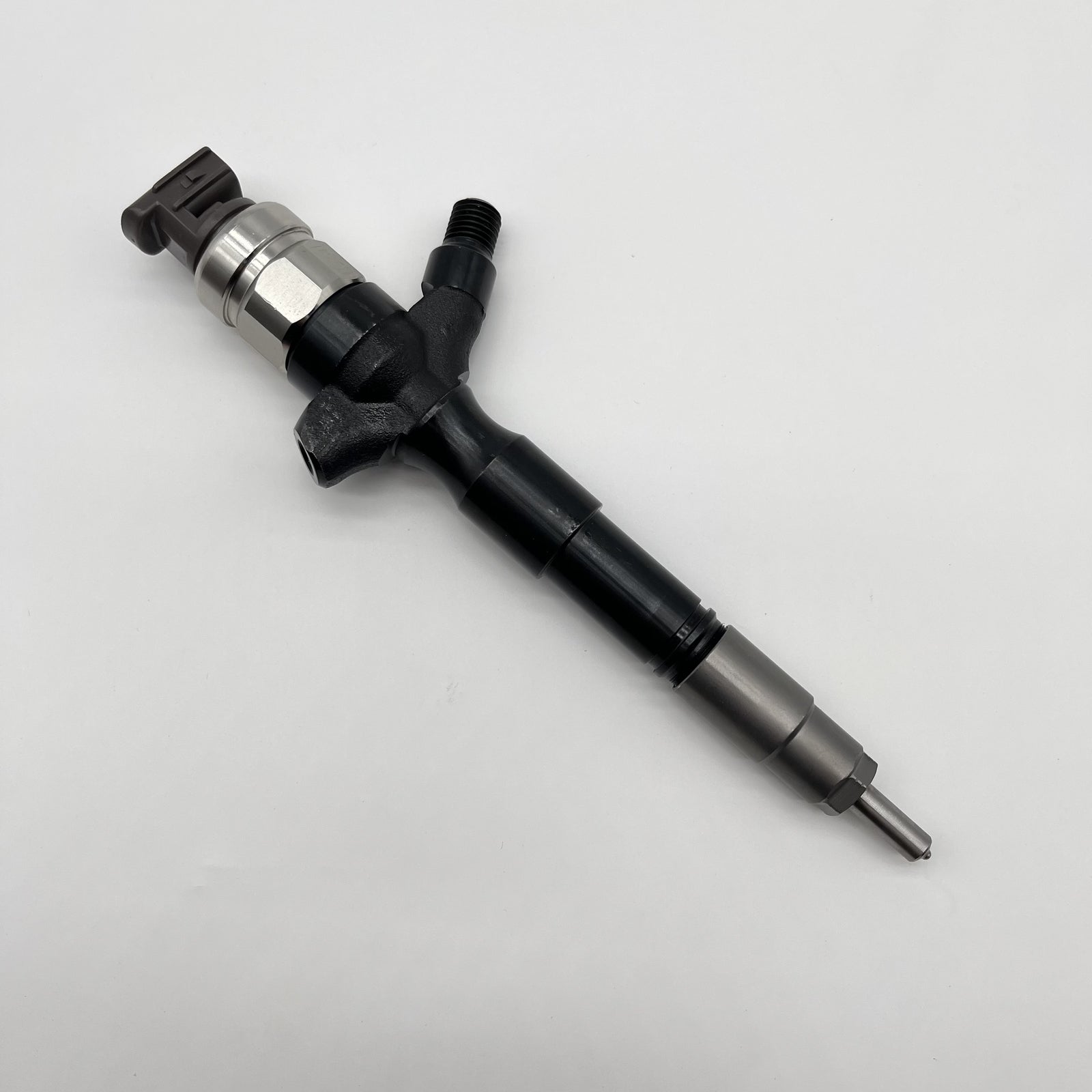 4X 295050-0190 23670-0L010 Common Rail Injector for Toyota Hiace Hilux2.5D 2KDFTV