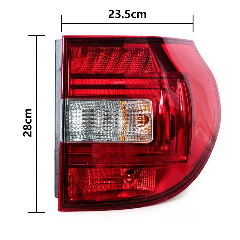 Left taillight applicable to for Skoda Yeti 2014 - 2017 Bumper Light (brake light/turn signal)