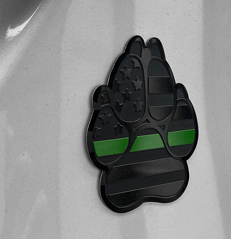 Black green claw American flag badge on the rear trunk of the car side fender for Cadillac