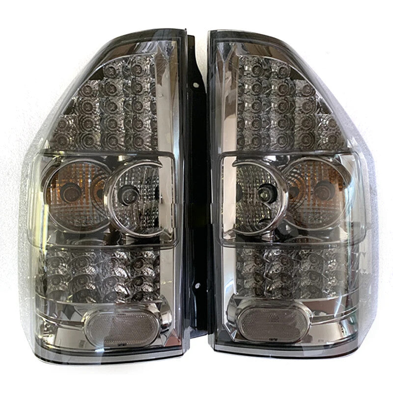 2Pcs LED Rear Tail light Smoke for Mitsubishi pajero montero V73 V77 1999-2006