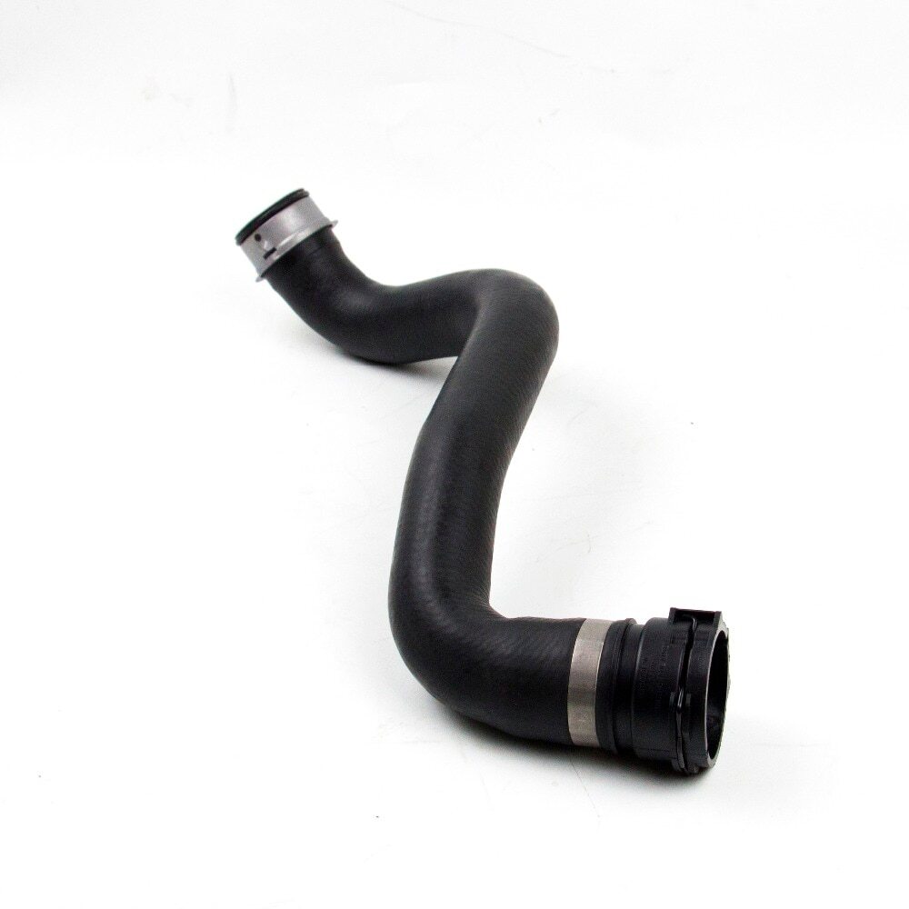 A1665000075 Water Tank Connection Down Coolant Hose Pipe for Benz ML/GL/GLE/GLS