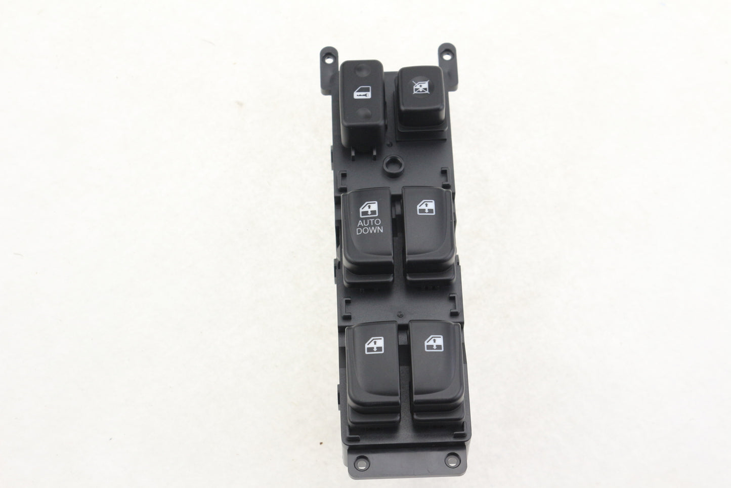 Driver Side Power Window Switch 93570-3K010 for Hyundai Sonata 2005-2007