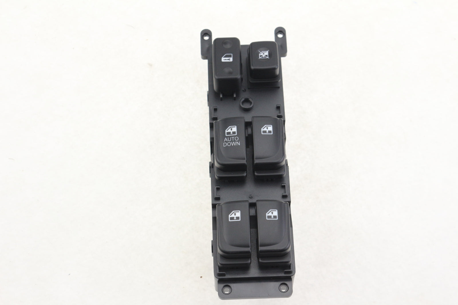 Driver Side Power Window Switch 93570-3K010 for Hyundai Sonata 2005-2007