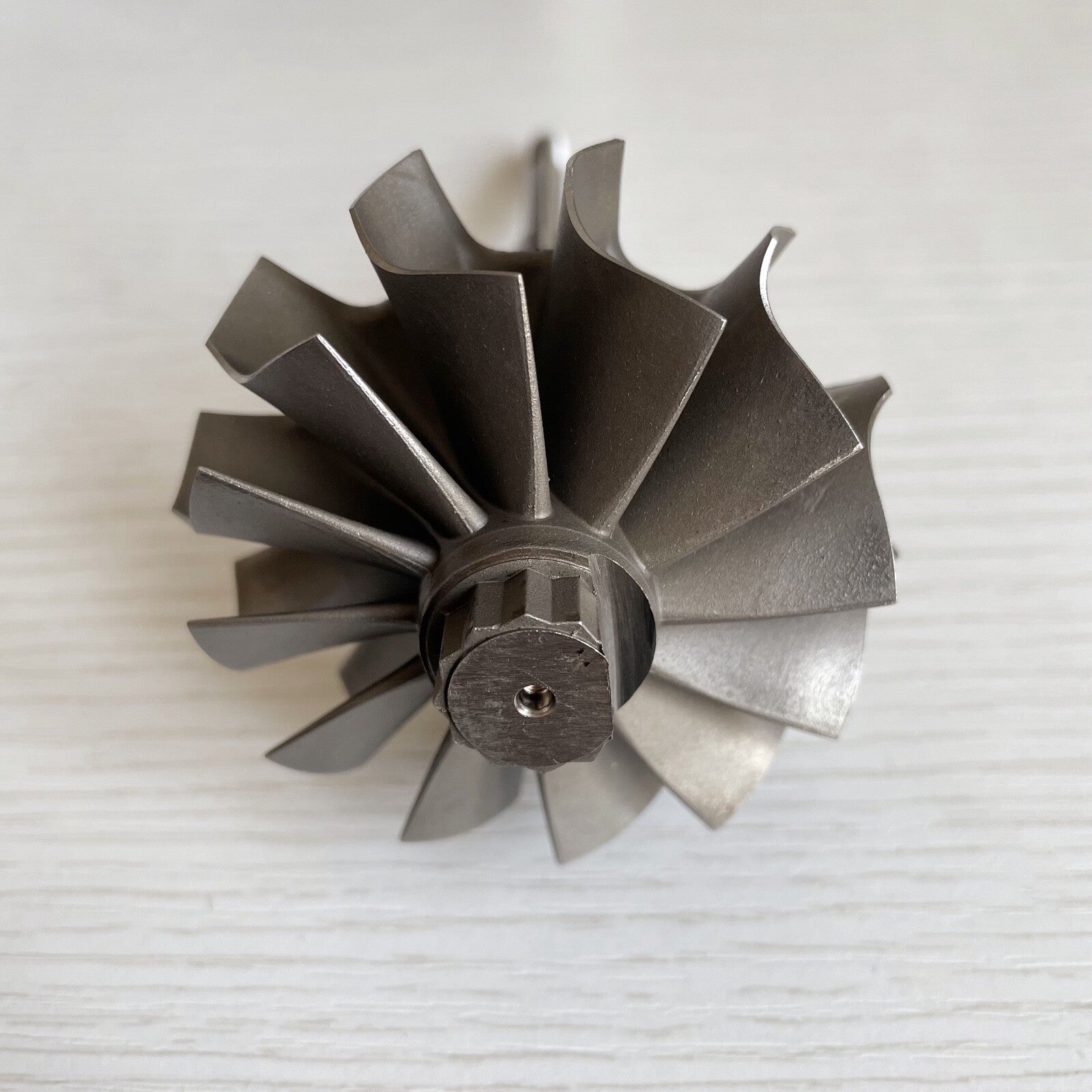 TE06H 58.5X67.2 mm 12-blade turbine wheel/turbine shaft and wheel for turbochargers