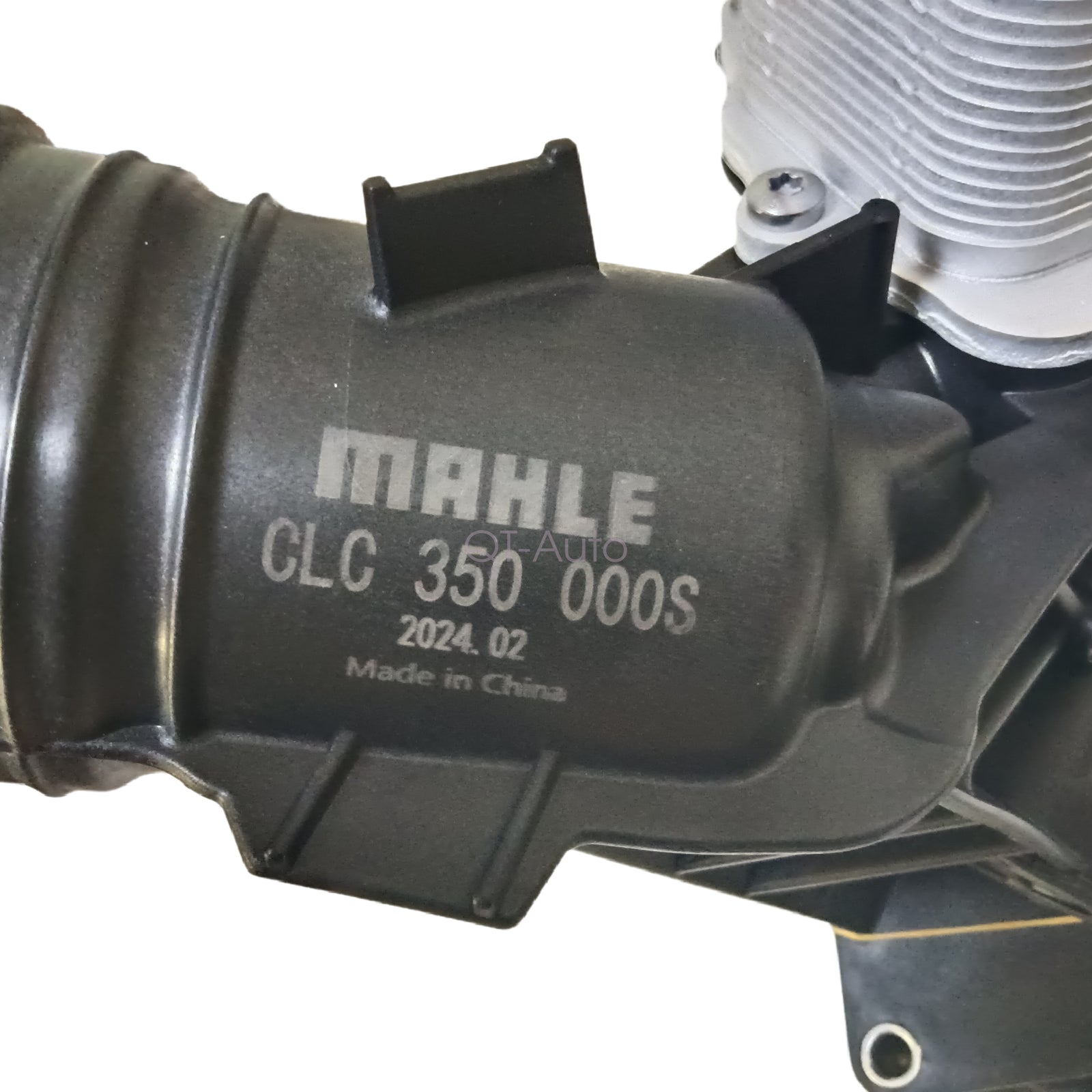 11428583895 Equipment Manufacturer Oil Filter Housing and Oil Cooler for BMW X3 X4 X5 X6 X7 Z4